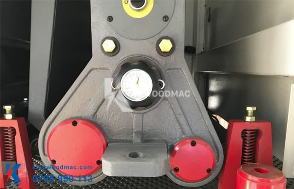 đồng hồ hiển thị tinh chỉnh độ ăn nhám | kingwoodmac