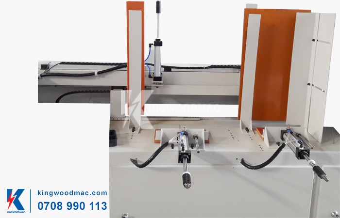 Cấp phôi tự động máy cắt bọ ghế hình thang tự động TRAPER 150 | Kingwoodmac