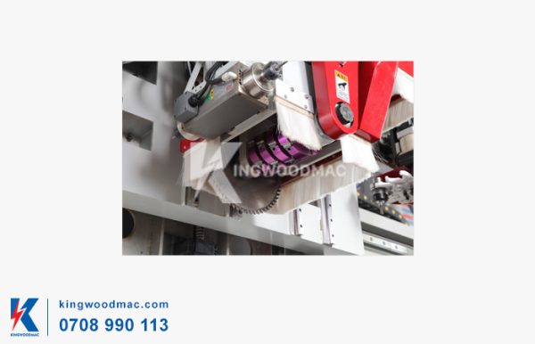 MÁY GIA CÔNG TRUNG TÂM 3 ĐẦU - KW 3018-2A-C Cụm phay và lưỡi cưa cắt phôi máy gia công trung tâm | Kingwoodmac