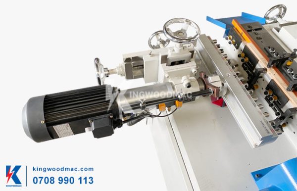 Cụm khoan ngang máy cắt khoan bọ thẳng tự động REC 400 | Kingwoodmac