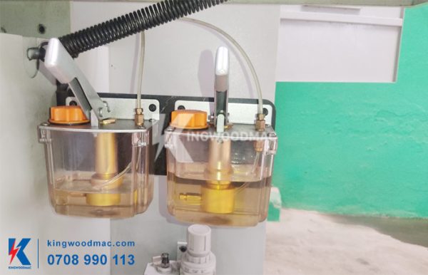 Cấp dầu máy bào gỗ 4 mặt 6 trục dao KWVK B618D | Kingwoodmac