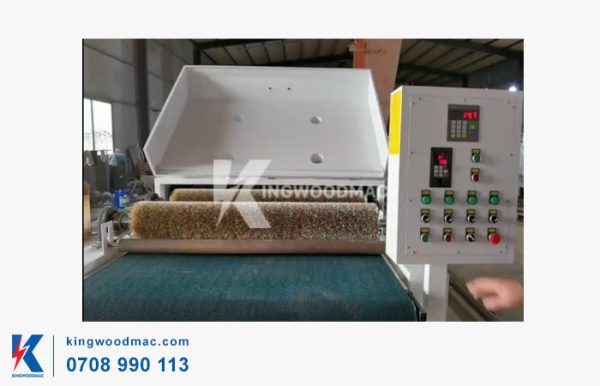 Bảng điều khiển máy cào cước gỗ 4 trục KWTL 1320 4 | kingwoodmac