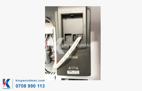 Biến tần máy cán vân da cá đuối KWBY 650DGP | Kingwoodmac