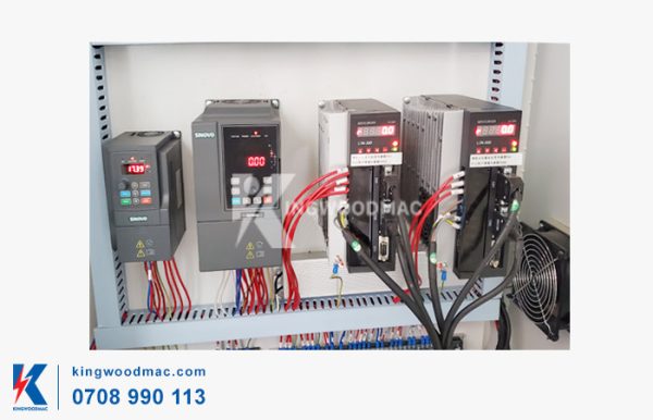 MÁY TIỆN 2 TRỤC NẠP PHÔI TỰ ĐỘNG CÓ CHÀ NHÁM - KWQH 800 2S AL Drive và biến tần máy tiện 2 trục nạp phôi tự động có chà nhám KWQH 800-2 SAL