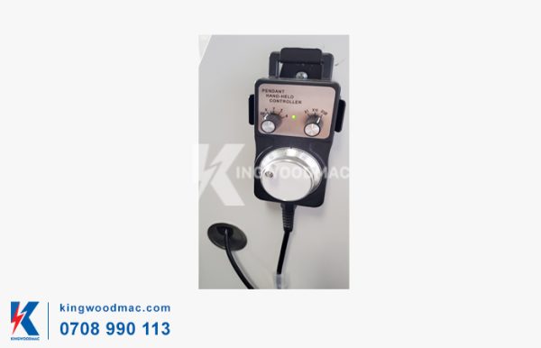 MÁY TIỆN 2 TRỤC NẠP PHÔI TỰ ĐỘNG CÓ CHÀ NHÁM - KWQH 800 2S AL Tay quay máy tiện 2 trục nạp phôi tự động có chà nhám KWQH 800-2 SAL