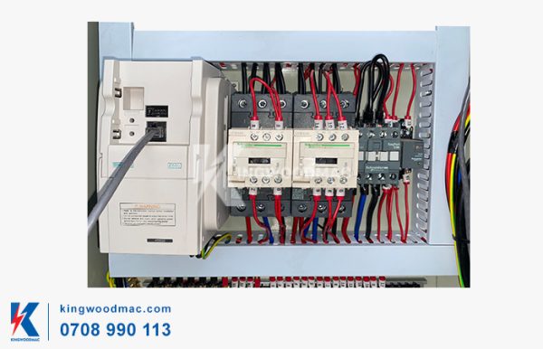 MÁY CƯA RONG NAN CẠNH THẲNG - KWVK 18I Biến tần máy cưa rong nan | Kingwoodmac