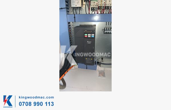 MÁY PHAY CNC ROUTER - KW 1325 Biến tần máy phay cnc router KW 1325 | Kingwoodmac