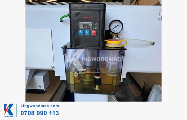 Cấp dầu máy cnc router 2 đầu | Kingwoodmac