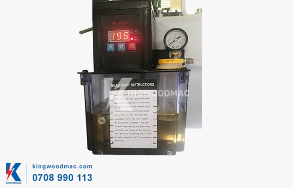 MÁY PHAY CNC ROUTER 1 ĐẦU ĐA NĂNG - KW 1325 R1 Hệ thống cấp dầu bôi trơn máy cnc 1 đầu tự động | Kingwoodmac