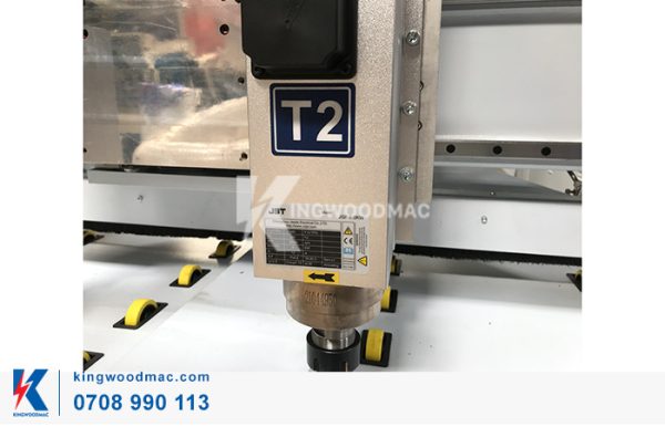 MÁY PHAY CNC ROUTER 2 TRỤC– KW 1325 B2 Trục chính máy phay cnc router 2 trục KW1325 B2 | Kingwoodmac