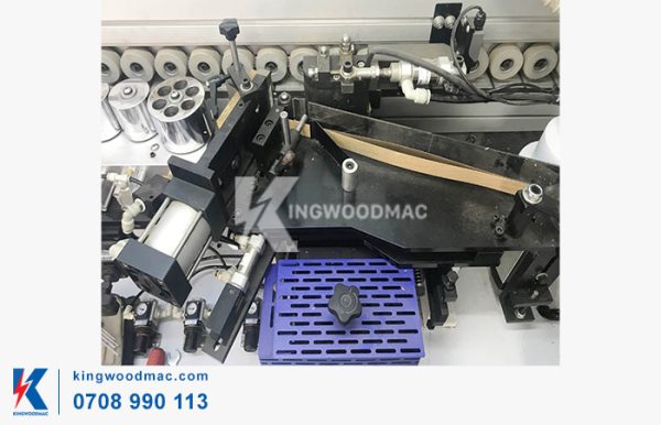 Bộ phận lăn keo của máy dán cạnh nghiêng tự động full chức năng - KWXK 450DT | Kingwoodmac