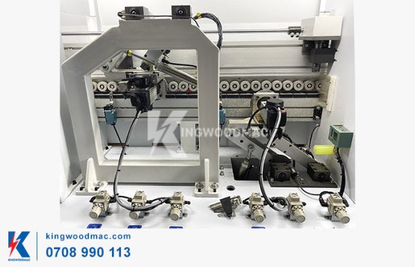 Bo góccủa máy dán cạnh Acrylic tự động - KW SG780 | Kingwoodmac