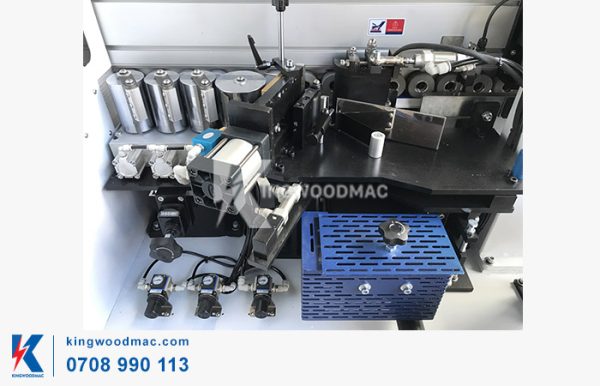 Lăn keo ép nẹp của máy dán cạnh thẳng 5 chức năng tự động - VERMAX 80 | Kingwoodmac