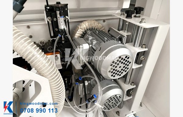 MÁY CẮT XÉN DÁN CẠNH TỰ ĐỘNG - COMPACT 4 Cụm dao cao keo máy cắt xén dán cạnh tự động COMPACT 4 | Kingwoodmac