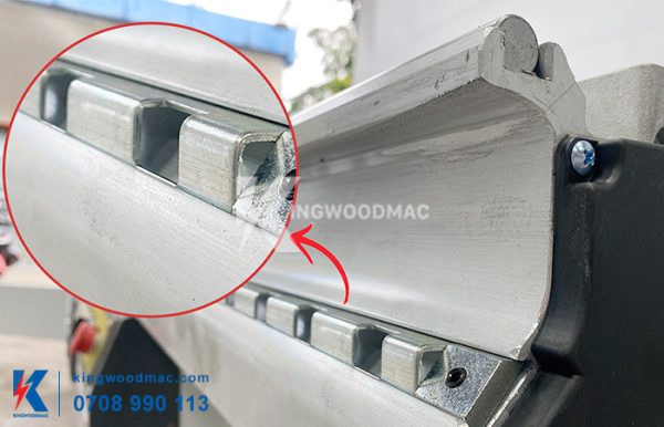 Khóa điểm máy cắt ván bàn trượt KW 32E | Kingwoodmac