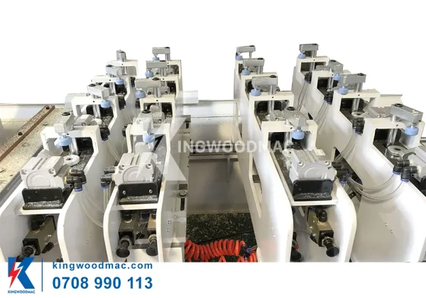 MÁY LÀM MỘNG TRUNG TÂM CNC - KW T4X3 3500 Bàn kẹp phôi máy làm mộng trung tâm cnc | kingwoodmac