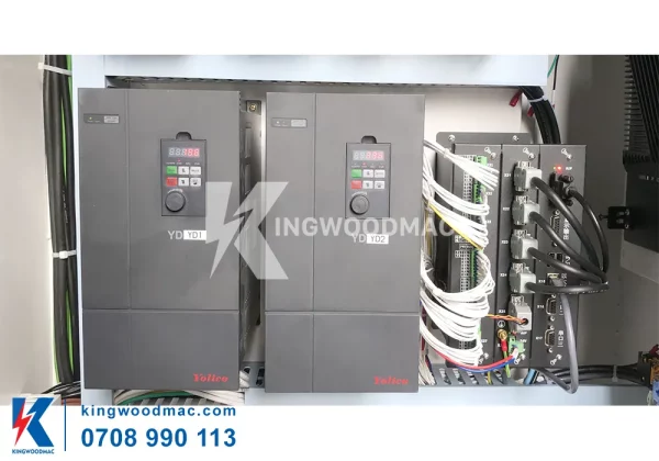 MÁY LÀM MỘNG TRUNG TÂM CNC - KW T4X3 3500 Biến tần máy làm mộng trung tâm cnc | kingwoodmac