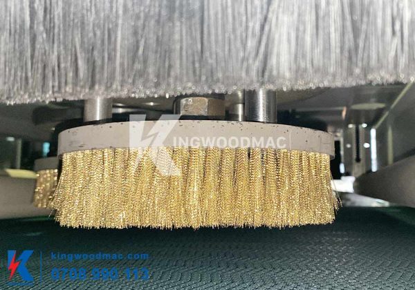 Đĩa chà nhám máy cào cước 1m3 6 trục - KWFD B6 1320I | Kingwoodmac