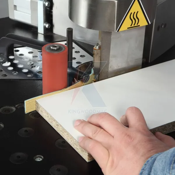 Máy dán cạnh tay