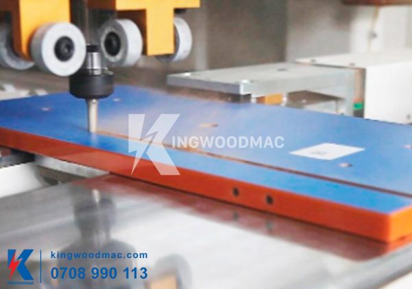 Phay rãnh máy khoan 6 mặt cnc - KW 612H | Kingwoodmac