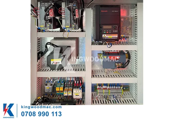Tủ điện máy phay mộng mang cá | kingwoodmac