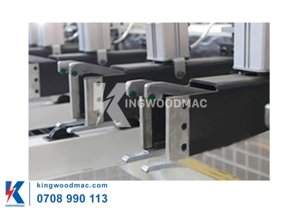 Ben kẹp dữ phôi máy cưa panel cấp phôi tự động - KWHH 330FGC | Kingwoodmac