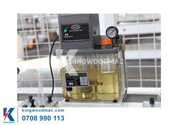 Hệ thống cấp dầu tự động máy cưa panel cấp phôi tự động - KWHH 330FGC | Kingwoodmac