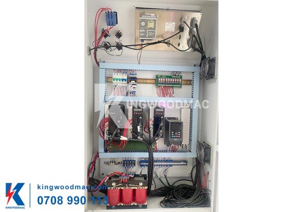 Hệ thống điện máy tiện cnc 1 trục có chạy rãnh - QHCW 1520 AF | Kingwoodmac