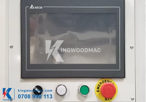 MÁY CHÀ NHÁM CHỔI THÙNG 7 TRỤC - KW 1300 7S Màn hình điều khiển máy chà nhám chổi thùng 7 trục | Kingwoodmac