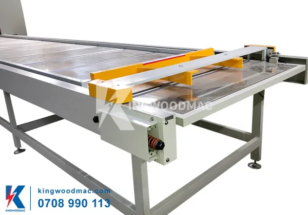 Bàn đẩy phôi máy ghép cao tần khổ 6m | Kingwoodmac