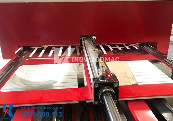 MÁY CNC TRUNG TÂM 3D 4 TRỤC 2 BÀN THAY DAO TỰ ĐỘNG - KW 4AXIS ATC1 Xilanh đẩy khay dao máy CNC trung tâm 3D 4 trục 2 bàn thay dao tự động | Kingwoodmac