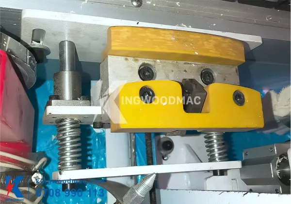 MÁY DÁN CẠNH NGHIÊNG 45 VÀ 90 ĐỘ - KWHC 4590 Cụm cạo keo máy dán cạnh nghiên 45 và 90 độ | Kingwoodmac