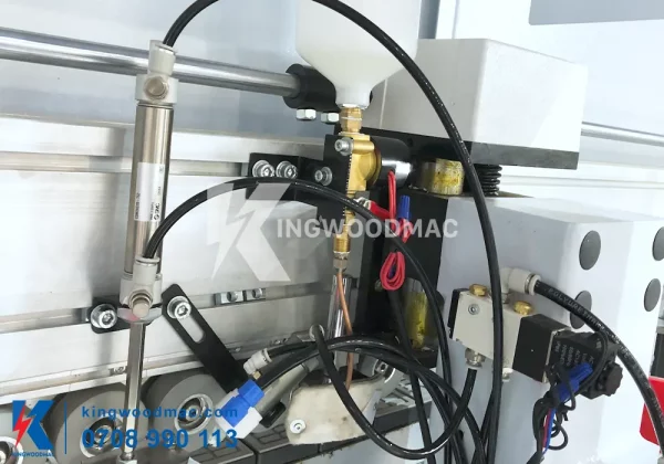 MÁY DÁN CẠNH THẲNG NGHIÊNG KHÔNG ĐƯỜNG LINE - COMBINE ARC12 Đầu lăn keo cạnh nghiêng máy dán cạnh thẳng nghiêng không đường line | Kingwoodmac