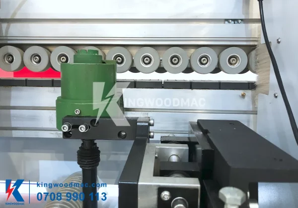 MÁY DÁN CẠNH THẲNG NGHIÊNG KHÔNG ĐƯỜNG LINE - COMBINE ARC12 Đầu lăn keo cạnh thẳng máy dán cạnh thẳng nghiêng không đường line | Kingwoodmac