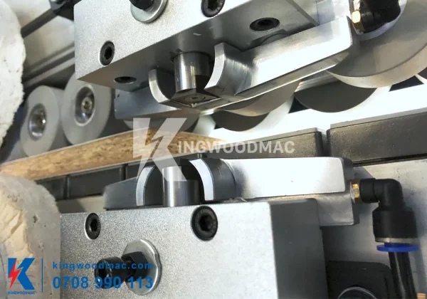 MÁY DÁN CẠNH THẲNG NGHIÊNG KHÔNG ĐƯỜNG LINE - COMBINE ARC12 Phun vệ sinh ván máy dán cạnh thẳng nghiêng không đường line | Kingwoodmac