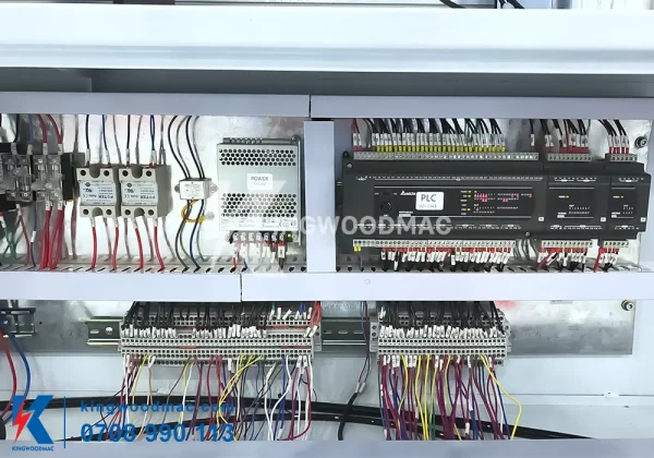 MÁY DÁN CẠNH THẲNG NGHIÊNG KHÔNG ĐƯỜNG LINE - COMBINE ARC12 PLC điều khiển máy dán cạnh thẳng nghiêng không đường line | Kingwoodmac