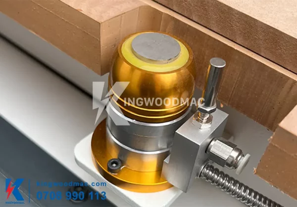 MÁY PHAY CNC NESTING FULL LINE 1 ĐẦU TẢI NẶNG – KWHH 812Z/KWHH 812 HZ Cảm biến so dao máy phay cnc nesting full line 1 đầu tải nặng | Kingwoodmac
