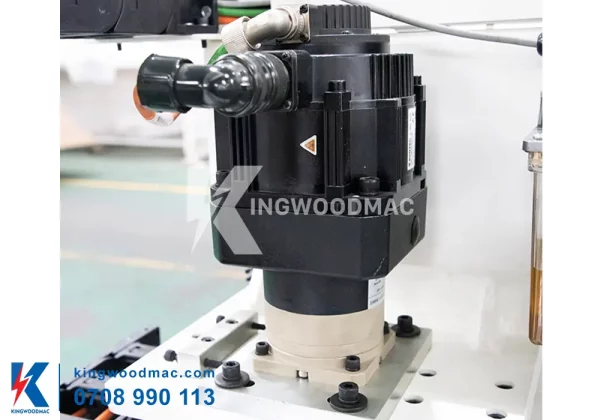 MÁY PHAY CNC NESTING FULL LINE 1 ĐẦU TẢI NẶNG – KWHH 812Z/KWHH 812 HZ Động cơ servo máy phay cnc nesting full line 1 đầu tải nặng | Kingwoodmac