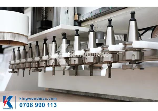 MÁY PHAY CNC NESTING FULL LINE 1 ĐẦU TẢI NẶNG – KWHH 812Z/KWHH 812 HZ Khay chứa dao dạng thẳng máy phay cnc nesting full line 1 đầu tải nặng | Kingwoodmac