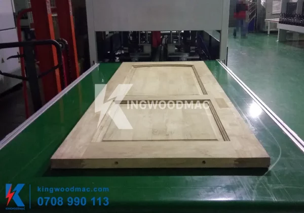 Sản phẩm máy ghép cao tần khung cửa gỗ solid | Kingwoodmac