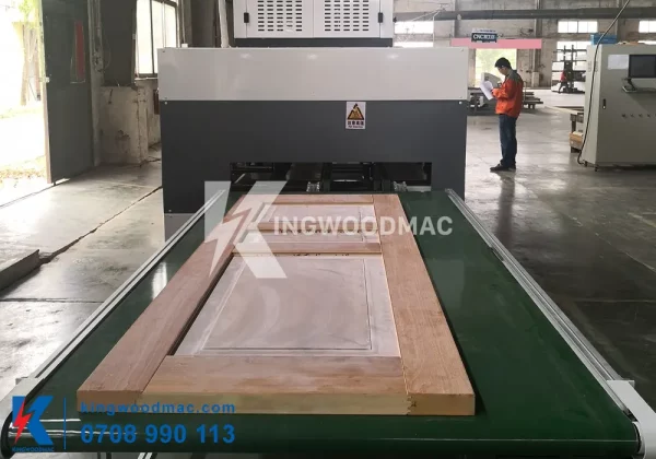 Sản phẩm máy ghép cao tần khung cửa gỗ solid | Kingwoodmac