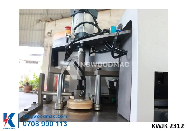 Hút chân không máy phay khoan mặt trong| Kingwoodmac