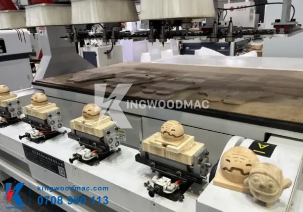CHI TIẾT BÀN LÀM VIỆC MÁY CNC TRUNG TÂM 4 ĐẦU THAY DAO TỰ ĐỘNG - KWHW-5AXIS-ATC4