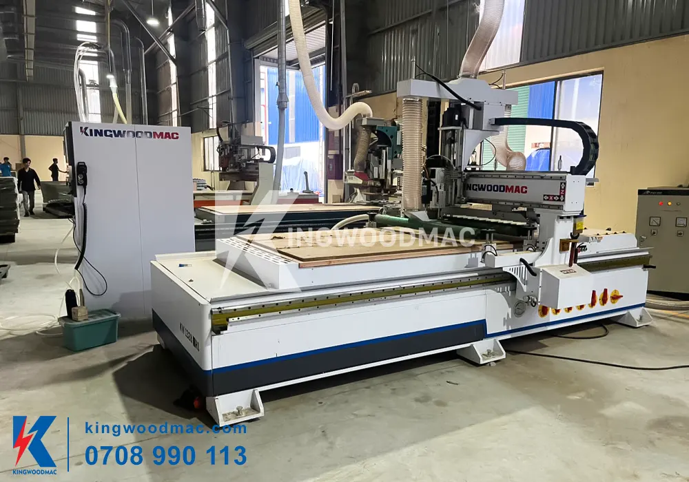 hinh-anh-ban-giao-may-phay-cnc-router-1-dau-da-nnag Hình ảnh bàn giao máy phay cnc router 1 đầu đa năng